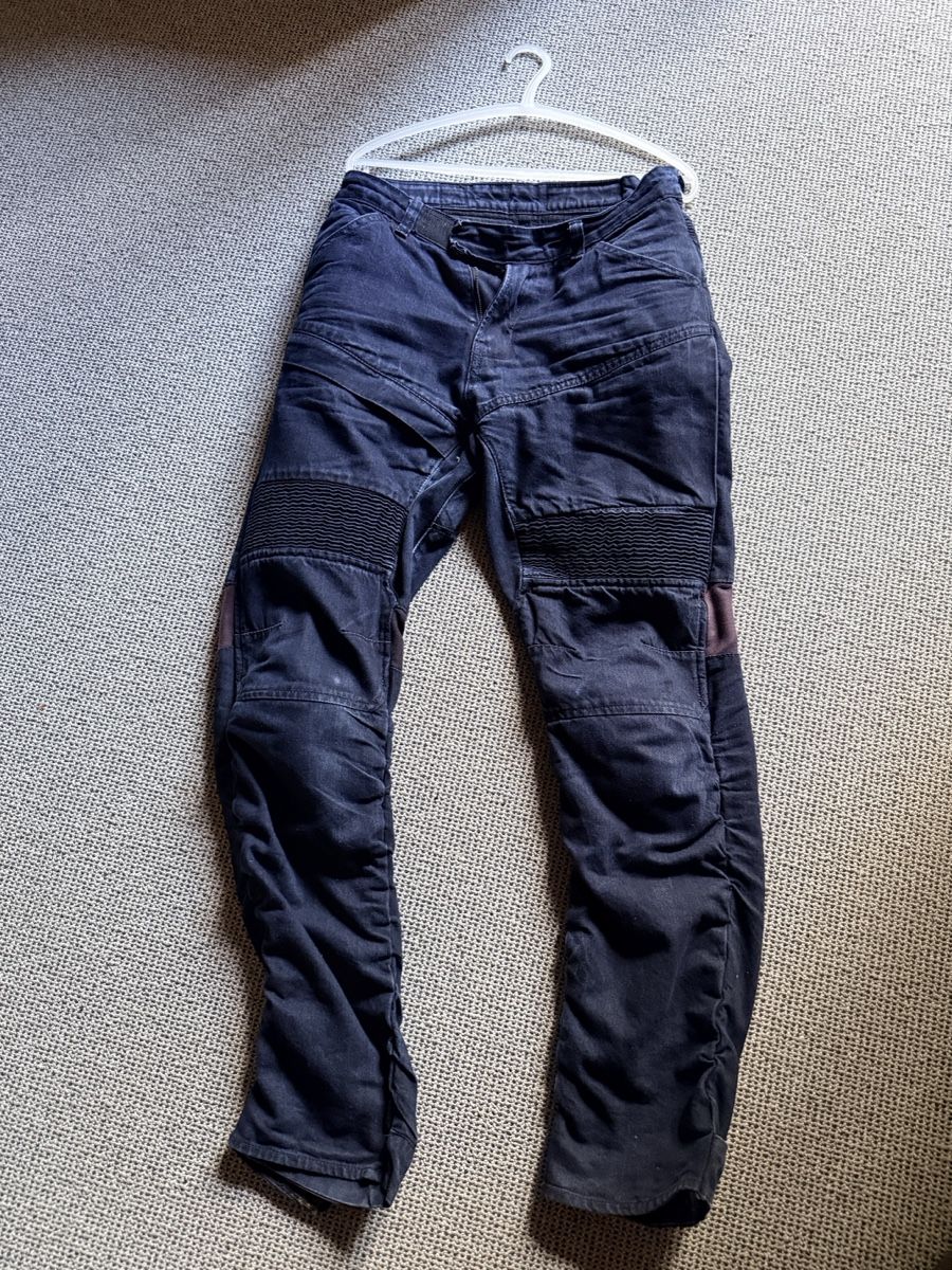 Jeans: Motorrad-Jeans, Grösse 32, dunkelblau – Gebraucht aus Mönchaltorf von rob_g7rd
