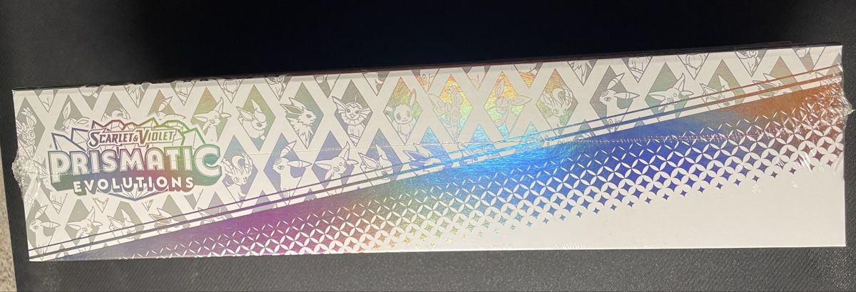 Pokémon Carte collezionabili: Pokemon Prismatic Evolutions UPC Deutsch – Nuovo e nell'imballaggio originale da Wallisellen venduto da Optimalex 1