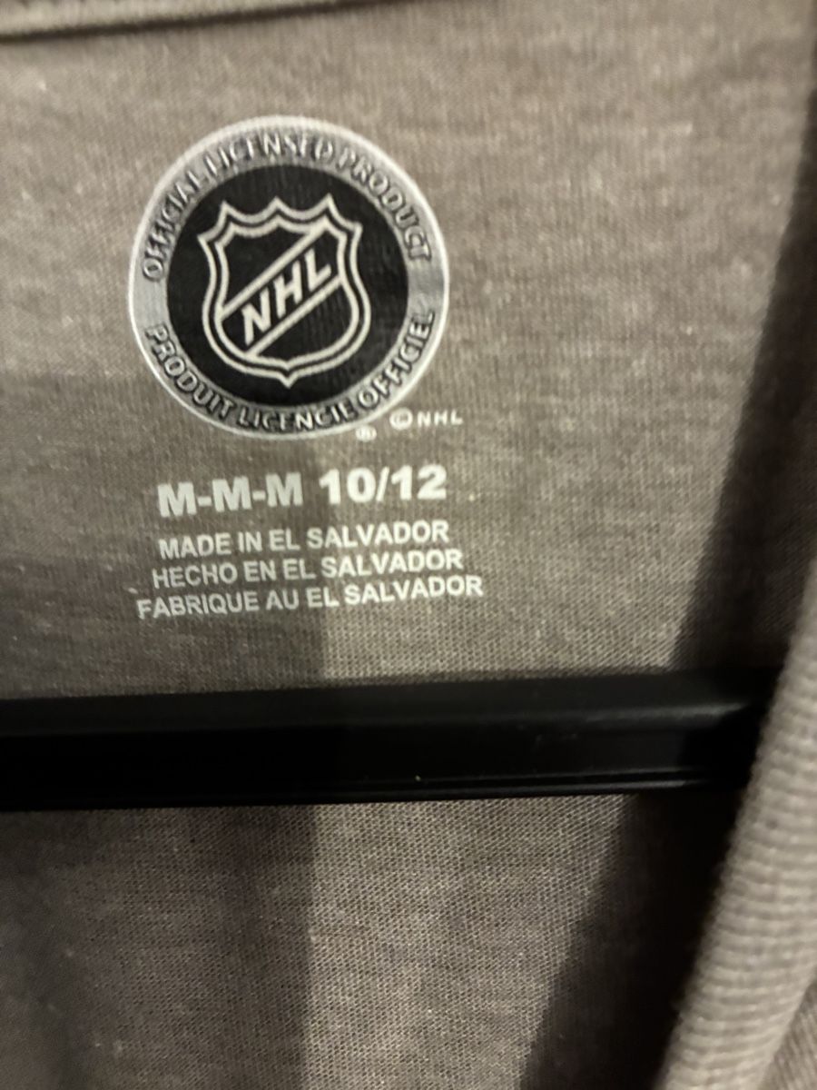 NHL Camicie, T-shirt & Polo: T-Shirt NHL Toronto Maple Leafs grau Grösse M – Nuovo e nell'imballaggio originale da Zürich venduto da Msirco 1