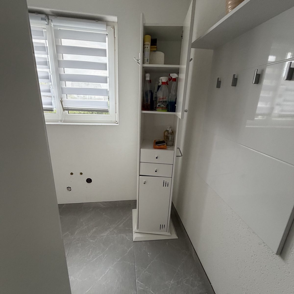 Porte manteau: Garderobenschrank – D'occasion à Oberentfelden par Futurbun1 1