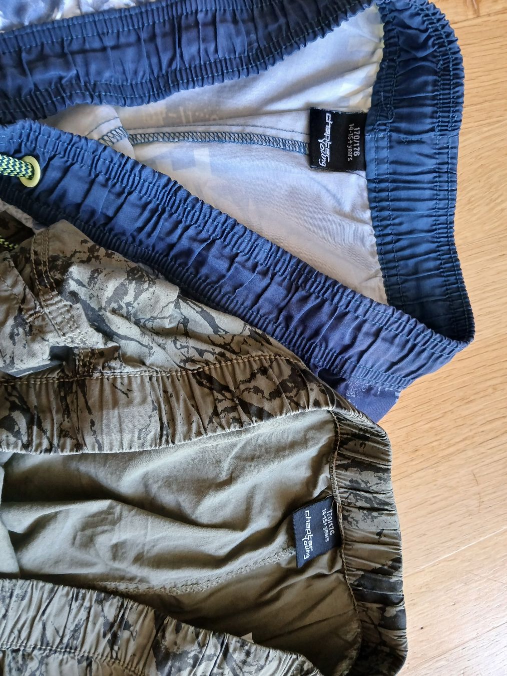 Pantaloni: kurze Hosen Shorts 170 /176 – Usato da recherswil venduto da papamoll71 1