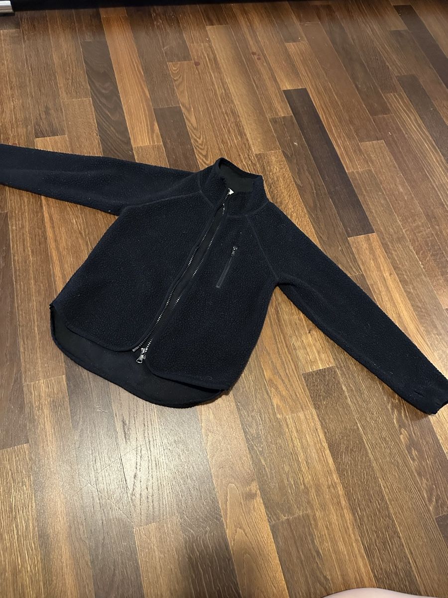 H&M Giacche & Cappotti: H&M Move Jacke Gr. 122-128 – Usato da Dietikon venduto da mike.thorton