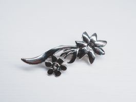 Vintage Brosche Blumen silberfarben Strass ca. 5,5 cm