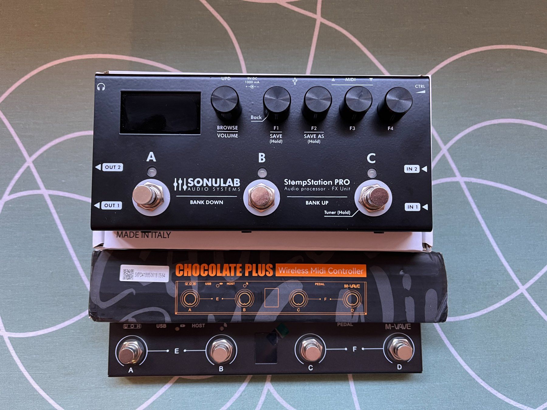 Musikinstrumente: SONULAB StompStation PRO Audio Processor FX Unit – Neu (gemäss Beschreibung) aus Windisch von noemi1110