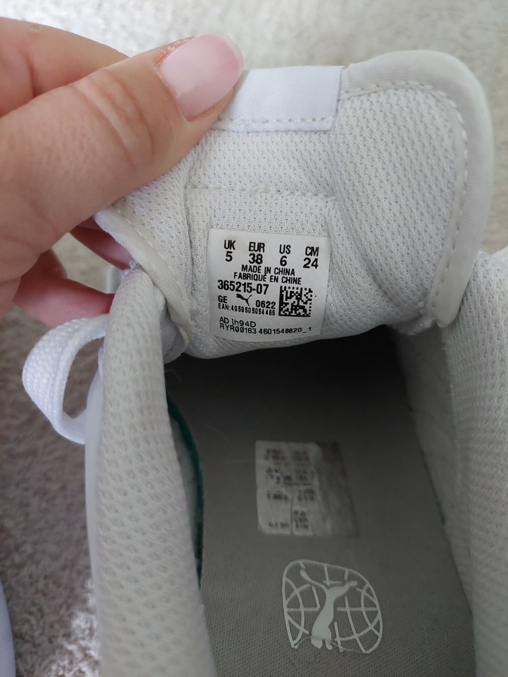 Puma Chaussures femmes: Puma Sneaker, Gr. 38 – D'occasion à Domat/Ems par Lorand_ 3