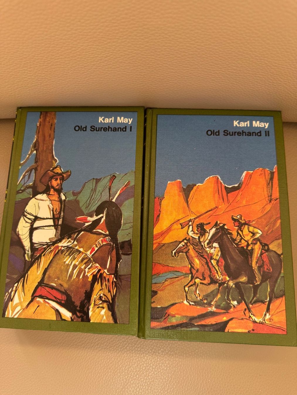 Libri: Karl May Old Surehand I & II, 2 Bände, – Usato da Neftenbach venduto da Rose40