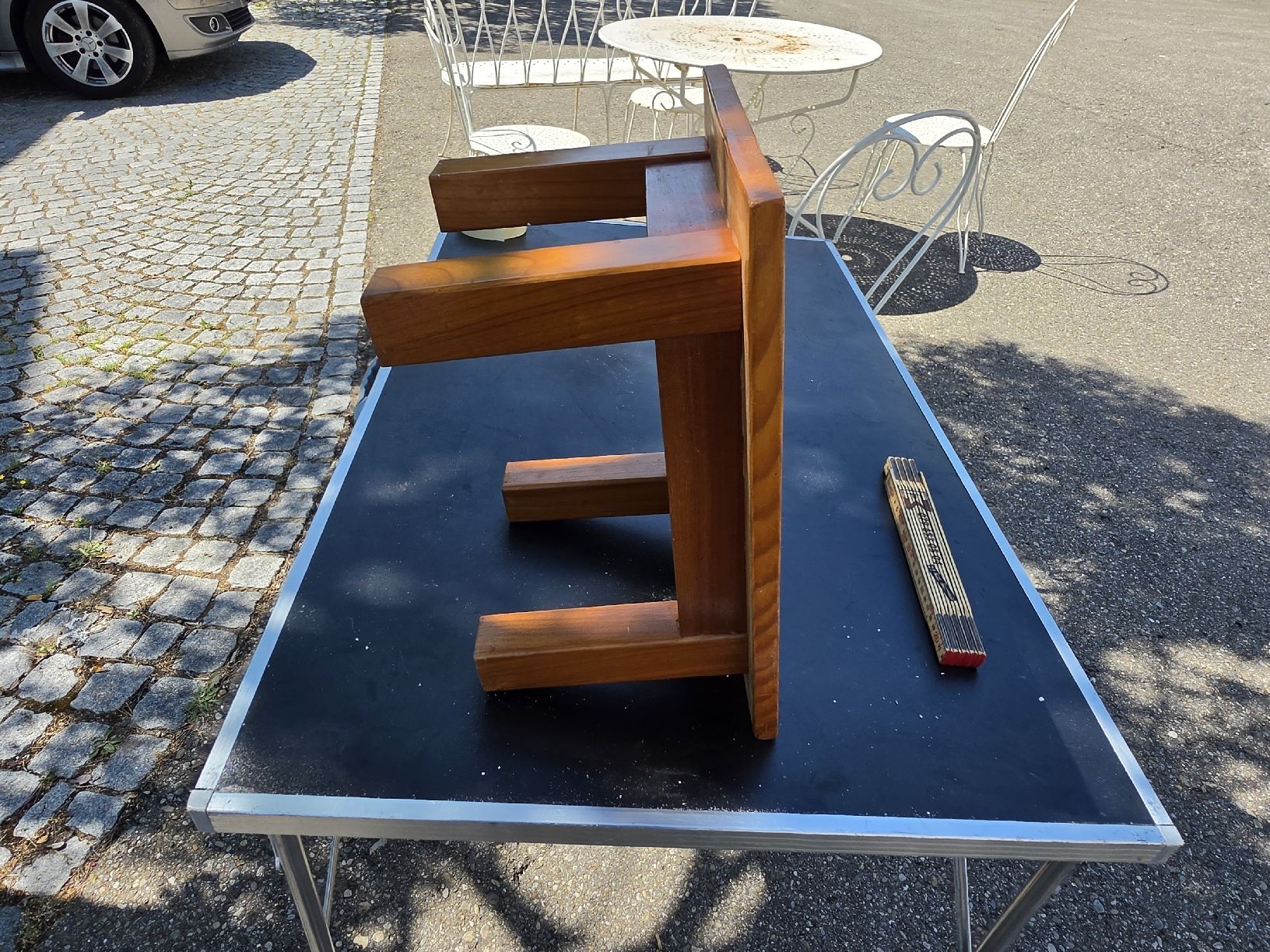 Tabourets: Holz schämeli quadratisch mit Loch gebraucht – D'occasion à Mettlen par elios0888 6