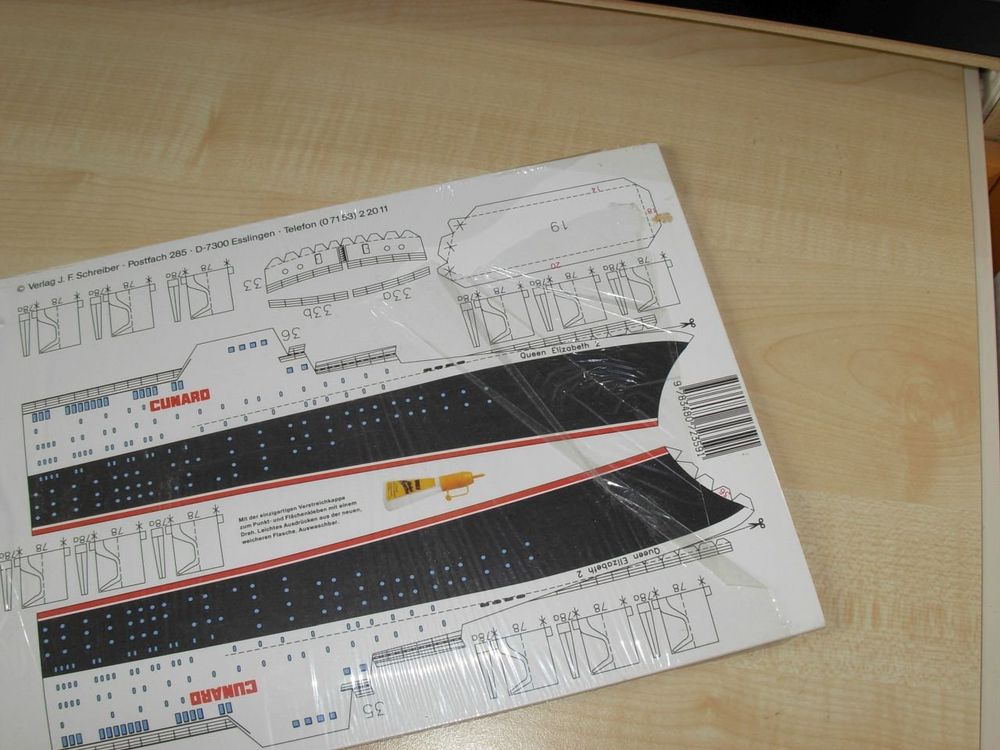 Bastelsets: Modellbaubogen: «Queen Elizabeth 2» – Neu (gemäss Beschreibung) aus Oberrieden von Hobbyschiff 1