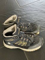 Wander- und Trekkingschuhe waterproof Grösse 33