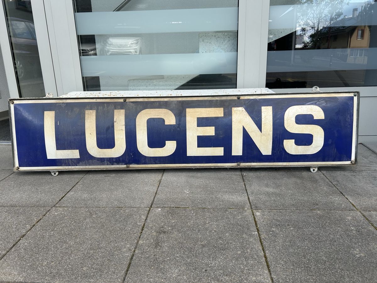 SBB/CFF/FFS Insegne: Plaque Émaillée CFF Lucens avec supports  – Usato da Thierrens venduto da Bigla