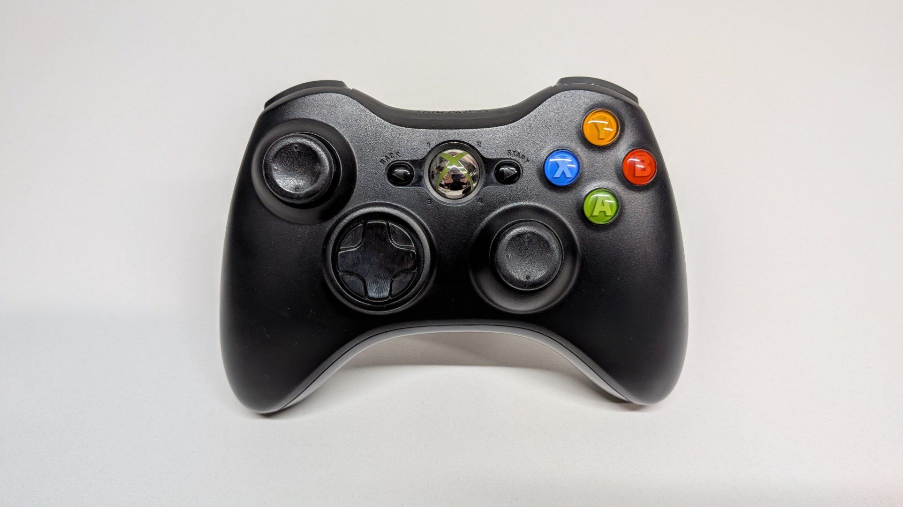 Microsoft Konsolen: Microsoft Xbox 360 S inkl. 2 Controller – Gebraucht aus Menziken von mame18 2
