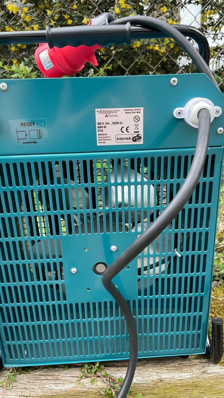 Radiatori: Bauheizer 9000/4500 W – Usato da Dänikon ZH venduto da Simpam 1