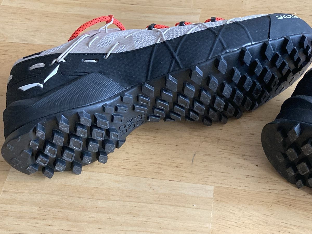 Salewa Chaussures femmes: Salewa Berg-/Wanderschuhe Wildfire 2 GTX – Neuf (Voir description) à Affoltern am Albis par rollotomasi 1
