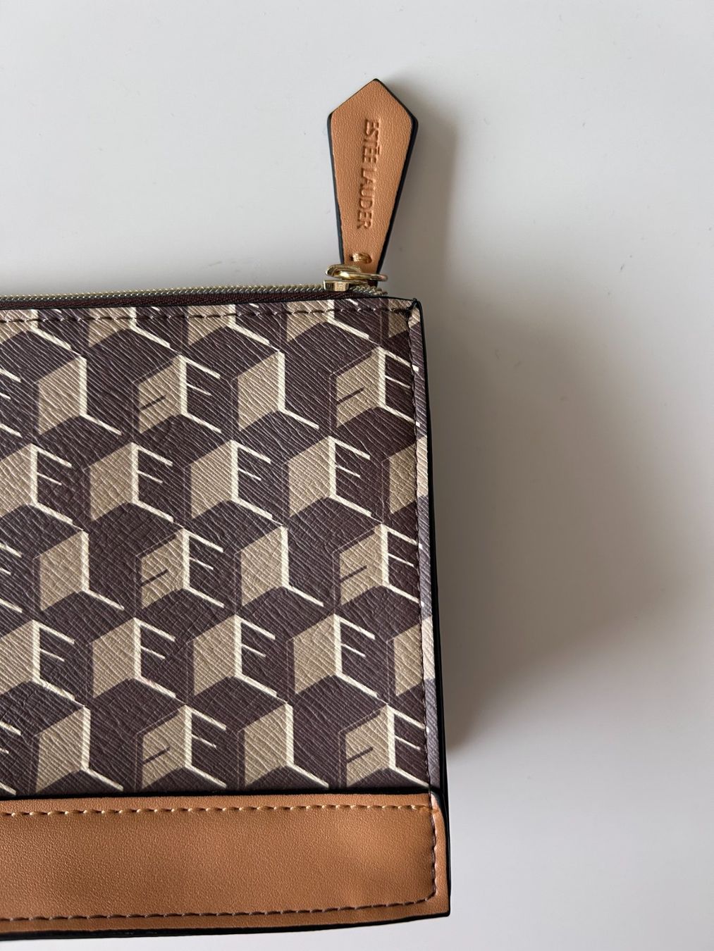 Estée Lauder Kosmetikkoffer: Estée Lauder Necessaire – Gebraucht aus St. Gallen von look-twice 3