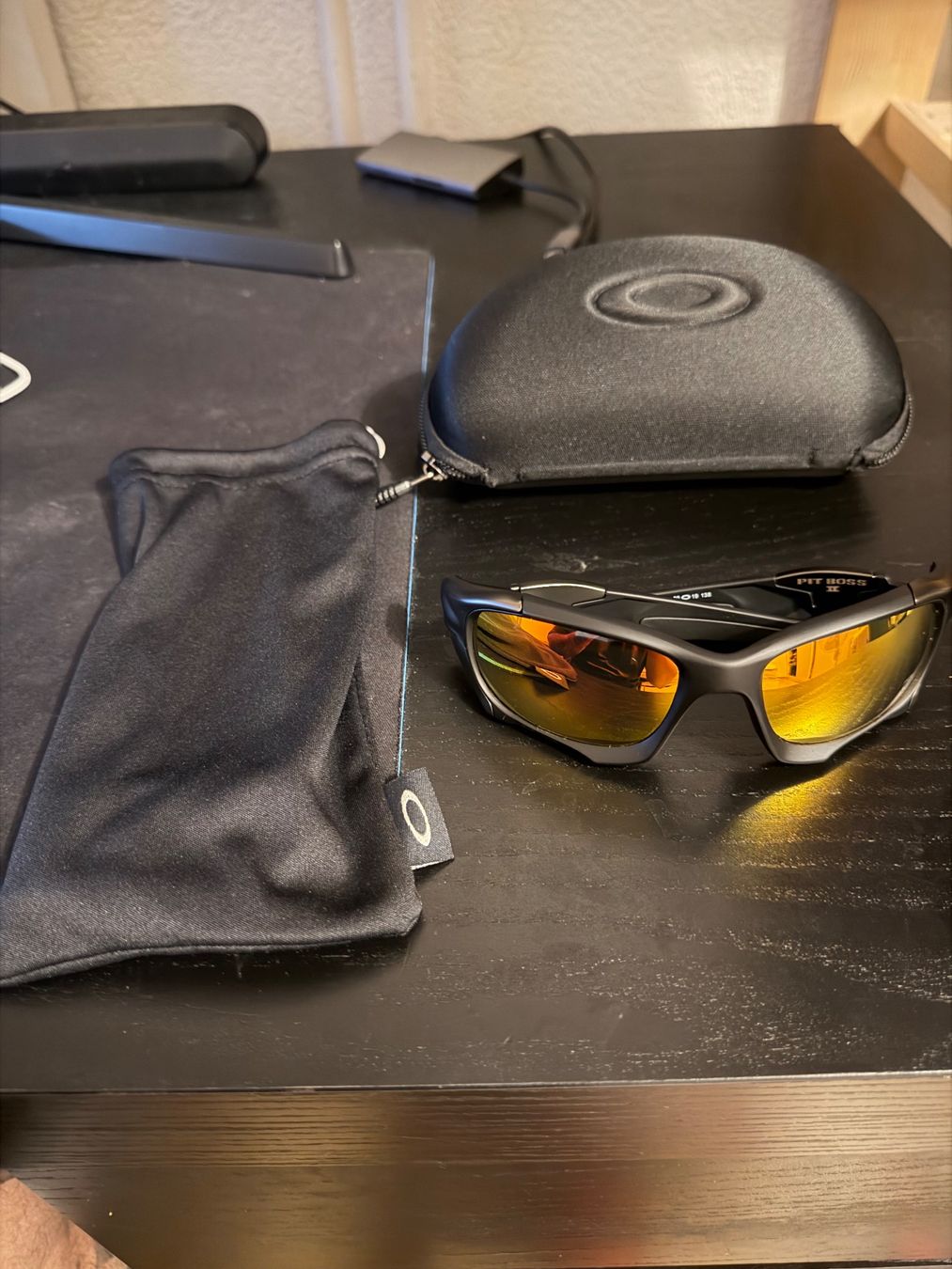 Oakley Occhiali & Lenti: Oakley Pit Boss 2 – Nuovo e nell'imballaggio originale da Zürich venduto da Fuentes 9