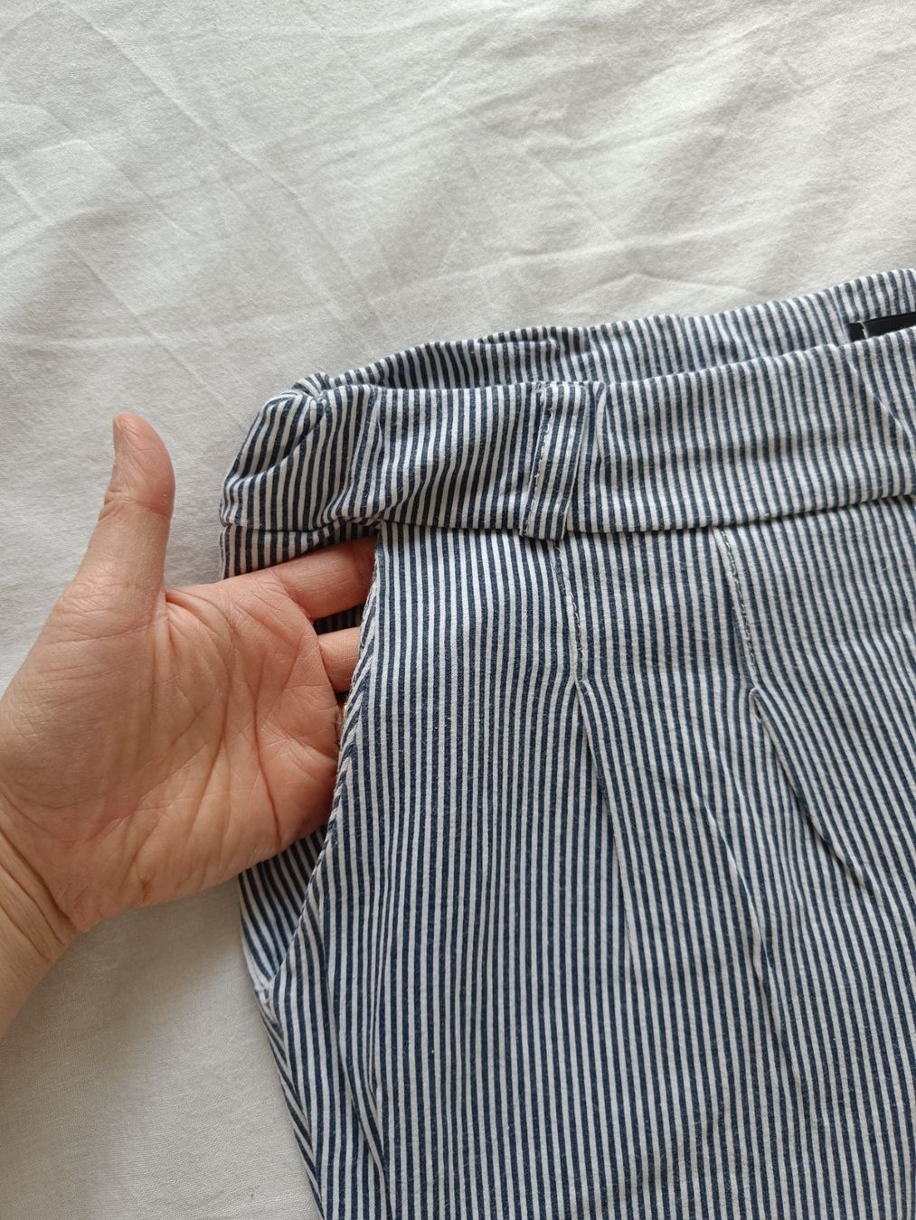 Pantaloni: Navy summer pants 95% cotton – Usato da Rotkreuz venduto da Prelovedswitzerland