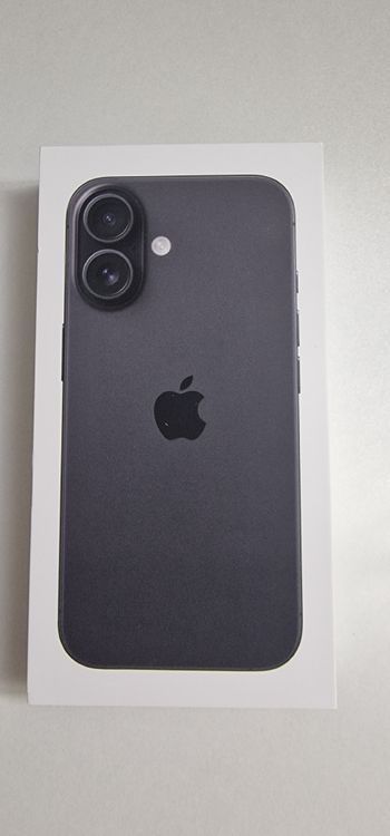 Apple Handys / Smartphones: Iphone 16 – Gebraucht aus Zürich von benbarber 1
