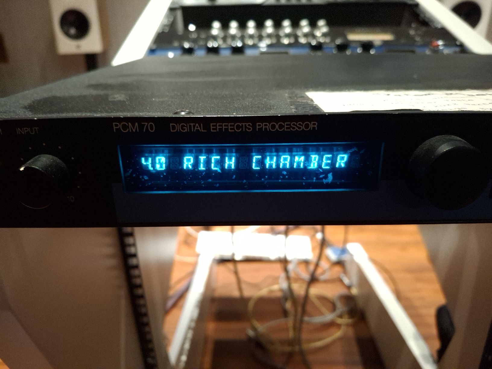 Strumenti musicali: Lexicon PCM 70 Version 2.0 Hallgerät Reverb – Usato da Altikon venduto da willtell 7