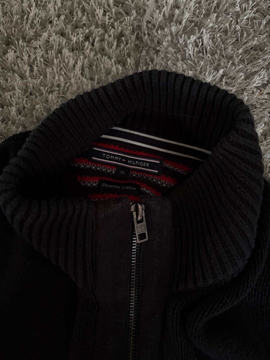 Tommy Hilfiger Maglioni & Felpe: Tommy Hilfiger Zip-Up Cardigan – Usato da Brislach venduto da edu_t6pq 2