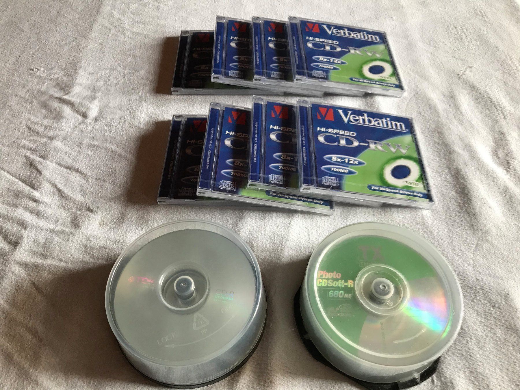 CD & DVD vergini: 45 CD vierges de différents marques – Usato da Ste-Croix venduto da mjmg 1