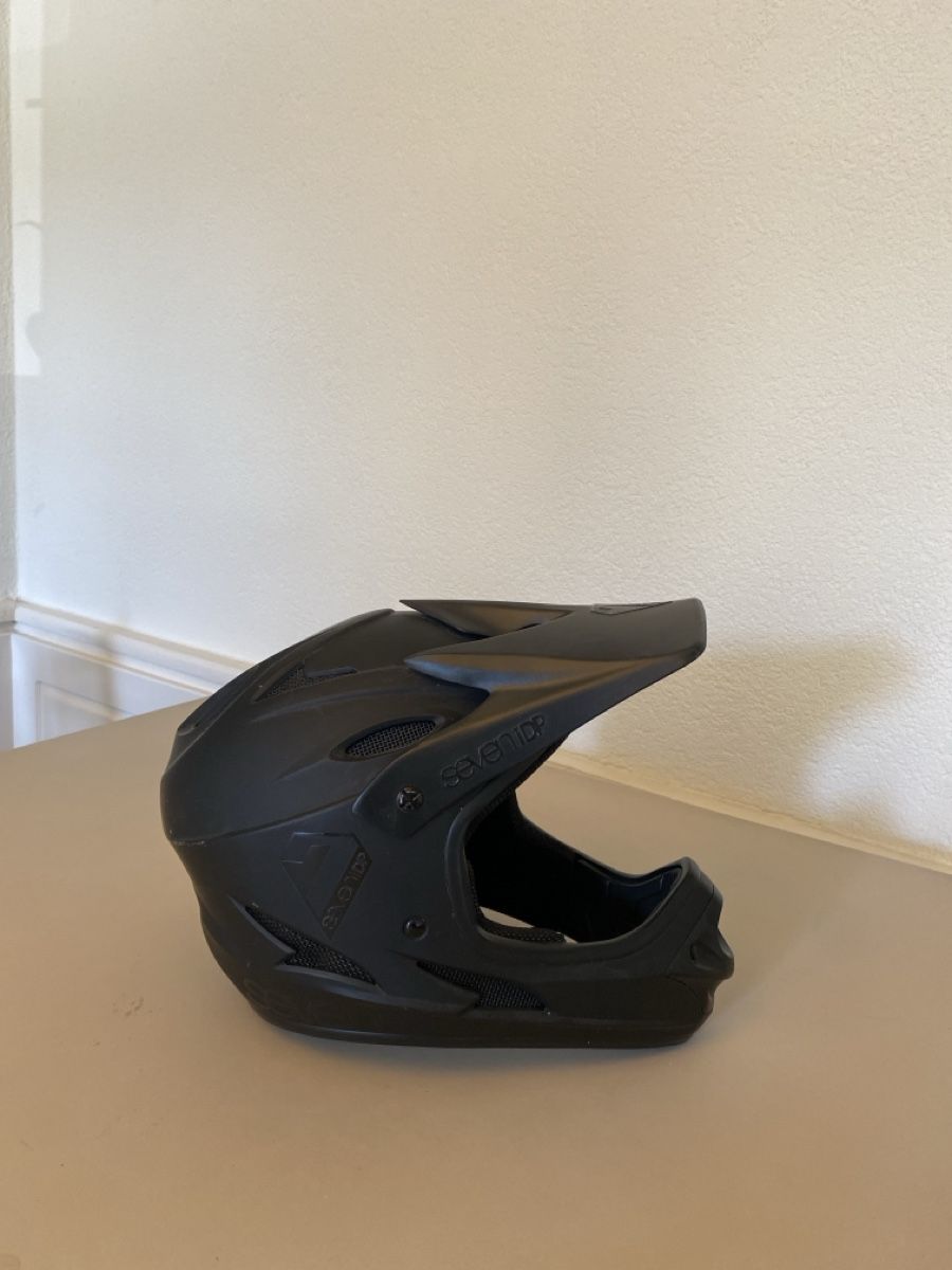 Casques: Casque intégral VTT  – Neuf (Voir description) à Vevey par och_dq2m 1