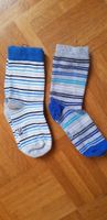 2 Socken, grau gestreift, Gr. 23 -26