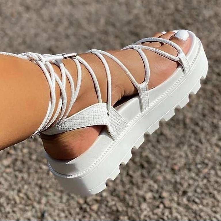Scarpe da donna: Sandalen weiss – Usato da Cham venduto da VStore 1
