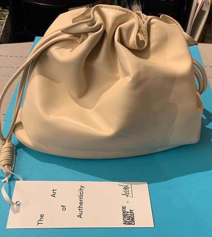 Borse da donna: Moderne It-Bag aus veganem Leder – Usato da Weinfelden venduto da bea_2ln5 2