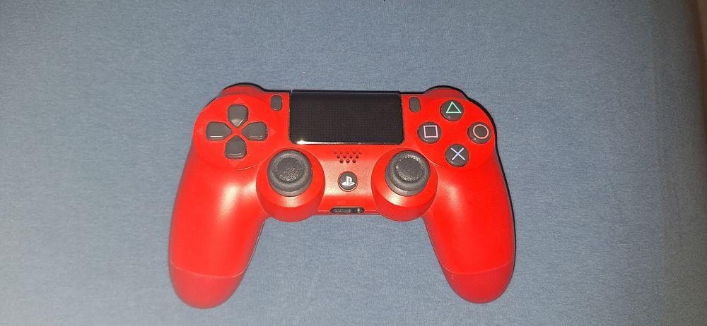 Sony Playstation 4 PS4 Controller Dualshock 4 rot (Defekt) in Chur für ...