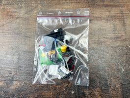 LEGO® Minifiguren 21 SPACE RIOT POLICE 71029