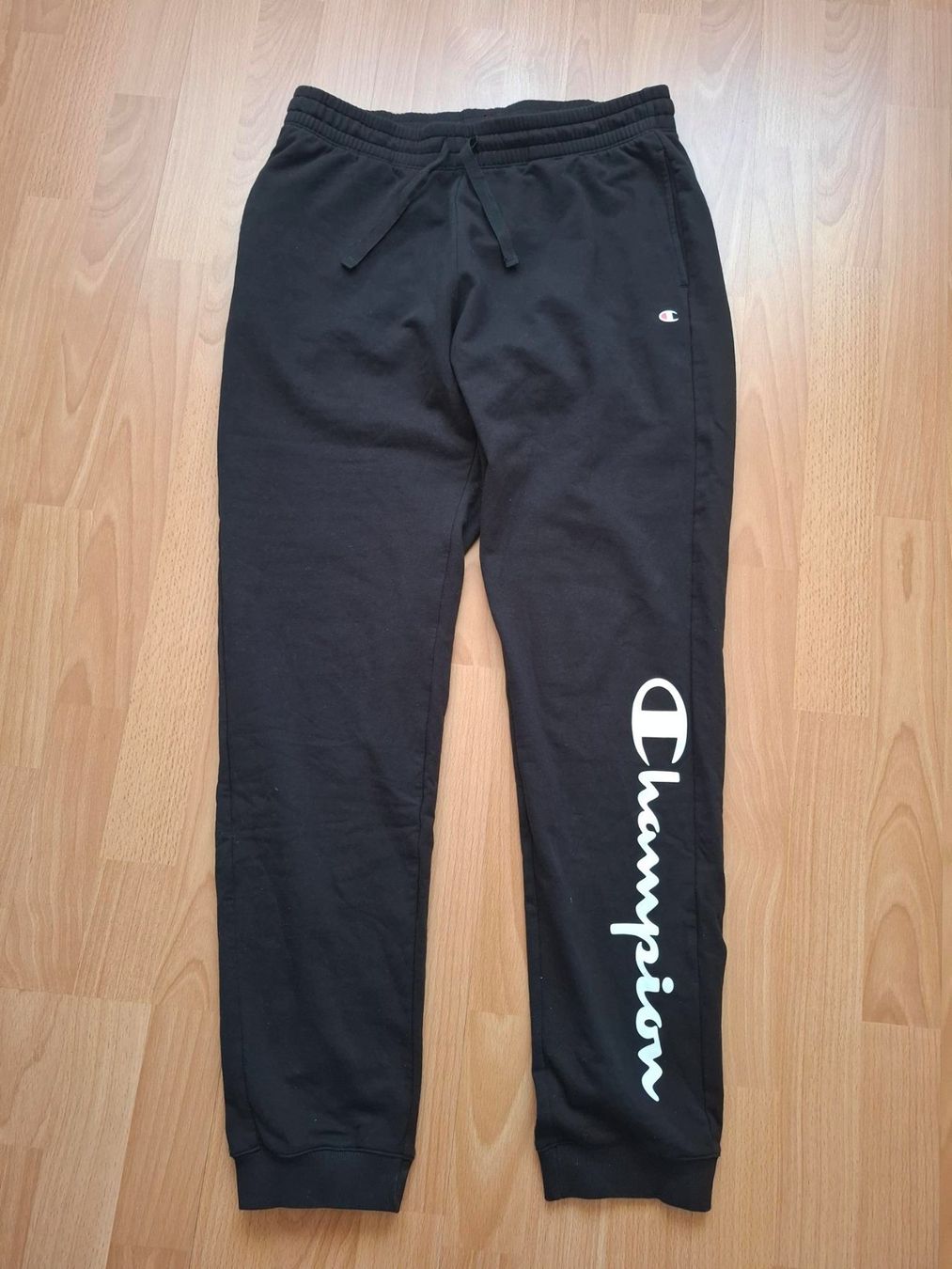 Champion Pantalons: pantalon jogging – D'occasion à Porrentruy par Piquetix