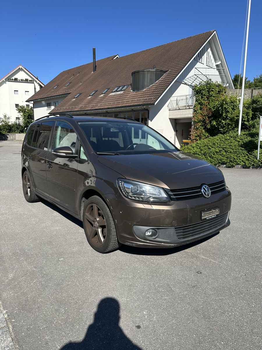 VW Autos: Vw Touran 1.4 TSI DSG – Gebraucht aus Zürich von gan_k9vh 1