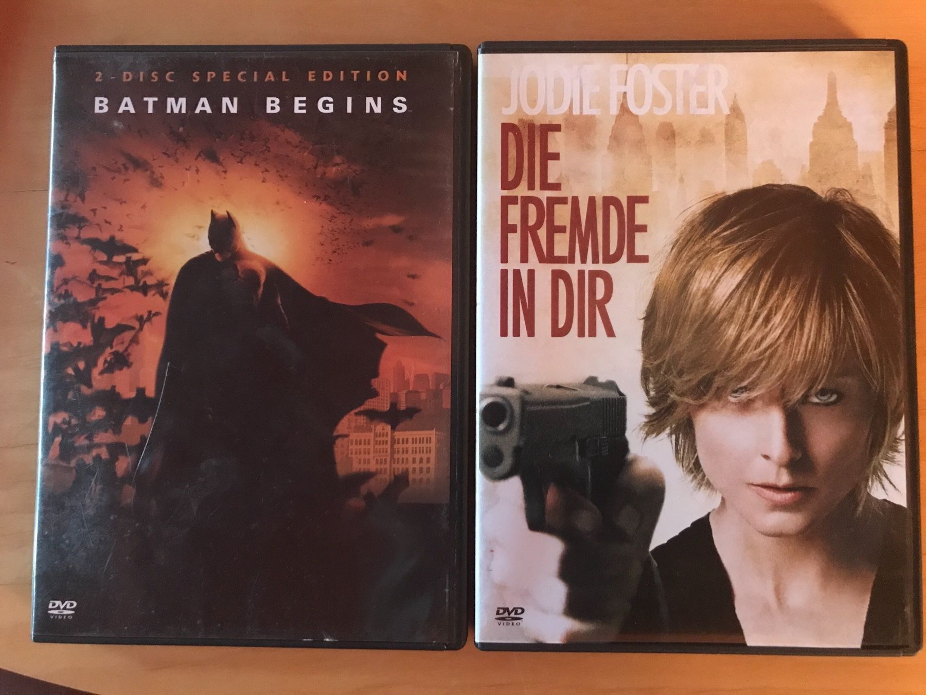 Tutti i DVDs: Batman Begins, Die Fremde in dir – Usato da Schliern b. Köniz venduto da Corinu59