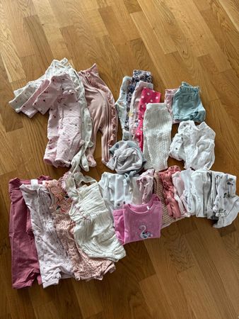 Baby Kleiderpaket Mädchen 50-62 - 33 Teile 