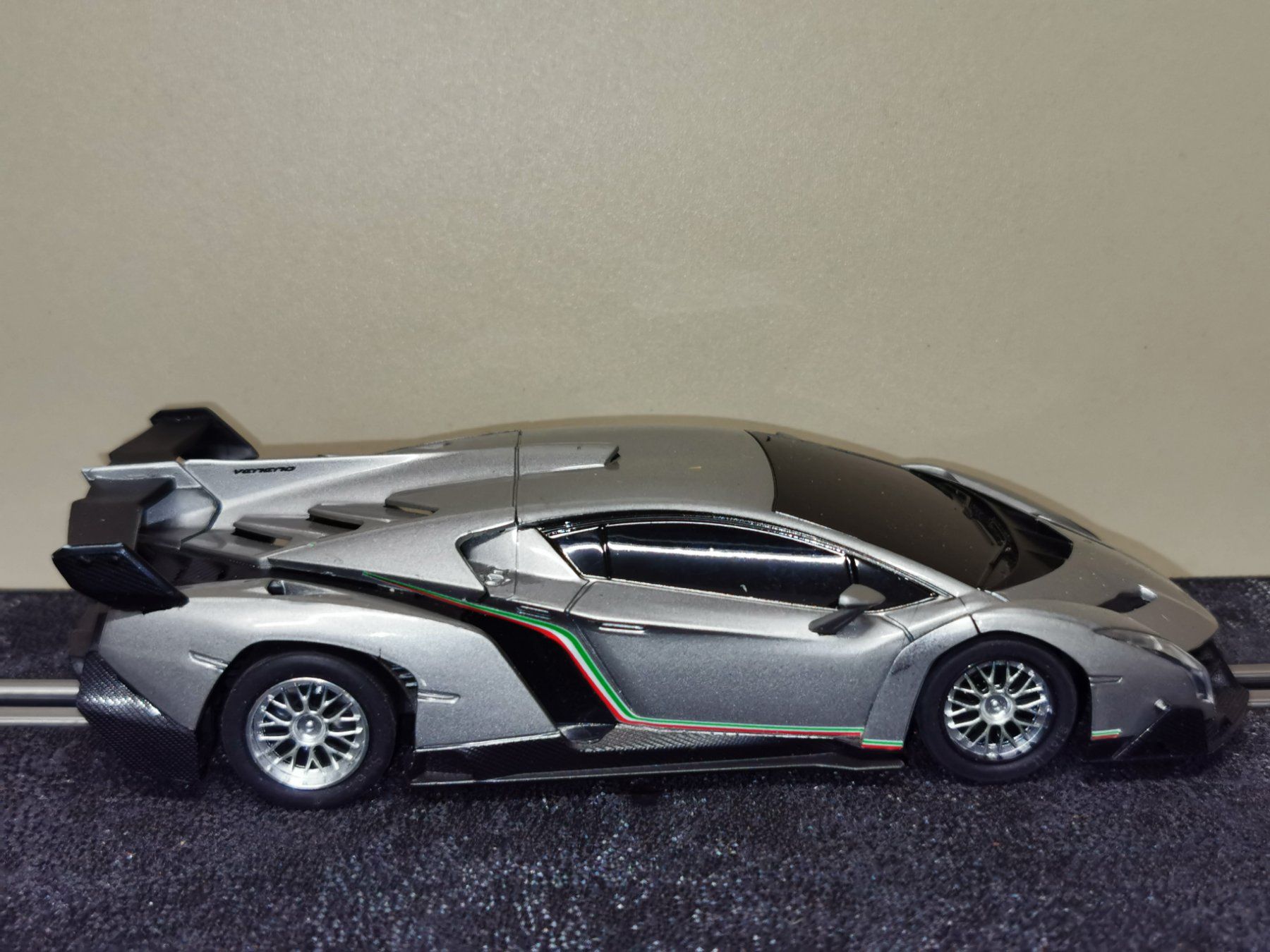 Rennbahnen: slot it Lamborghini Veneno – Gebraucht aus Winterthur von Lonpos1 1