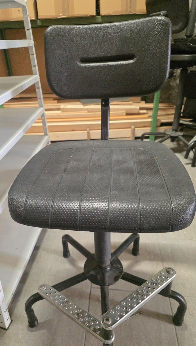 Sedie: Chaises d'horloger noir réglable – Usato da St-Imier venduto da inf_h7kx 2