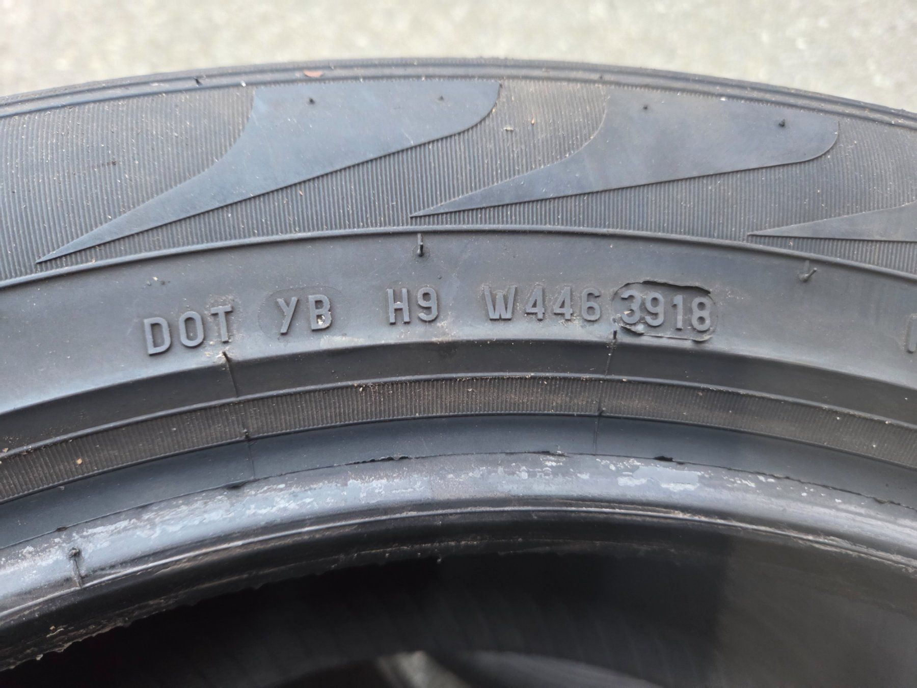 Pneumatici & Ruote complete: 235 / 55 R 18   100V  Pirelli – Usato da Fischbach-Göslikon venduto da Emanuel.Bardhi 7