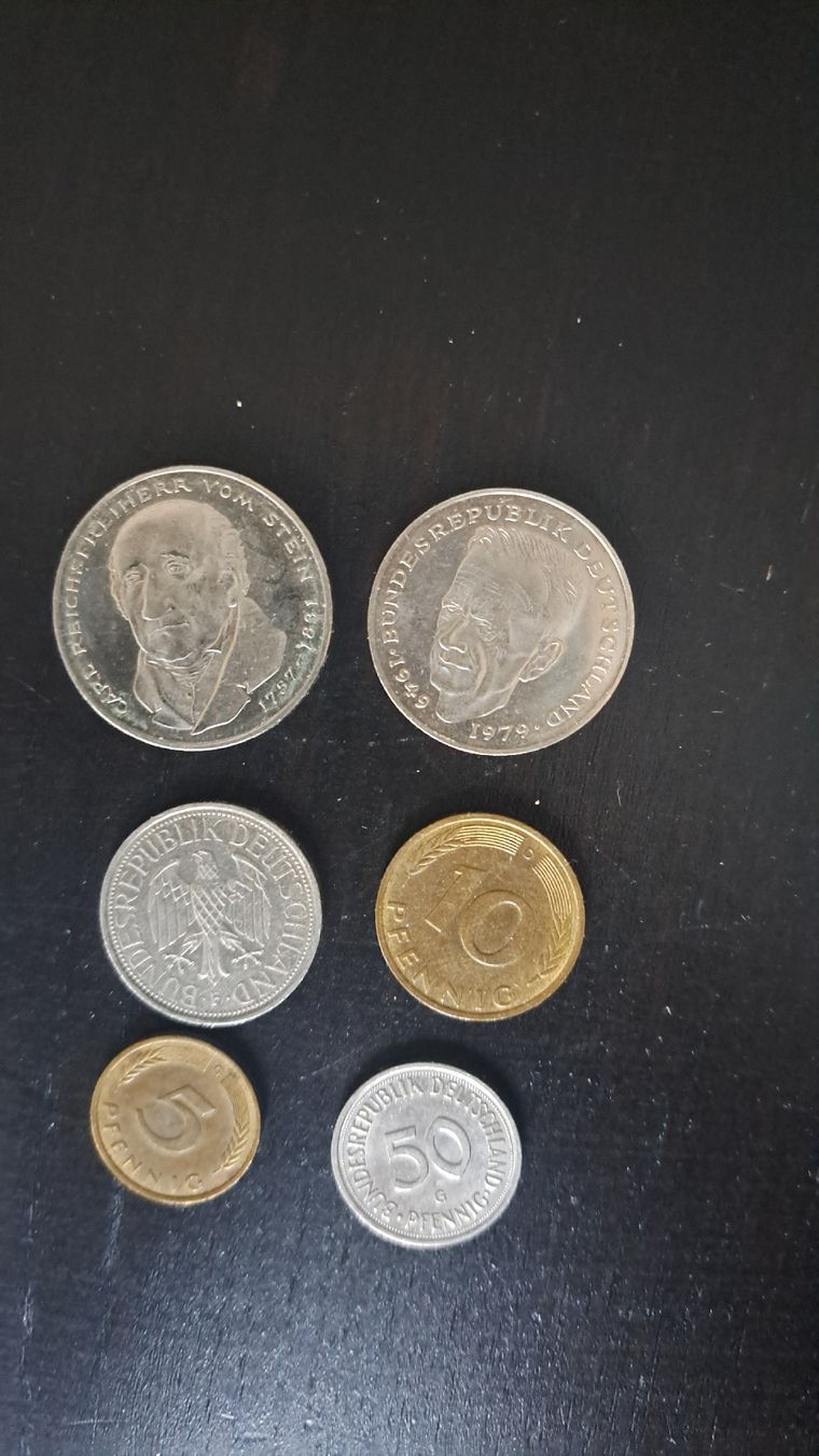Tutti le monete: D Mark vintage Groschen Box mit Münzen – Usato da Riehen venduto da Appia48 5