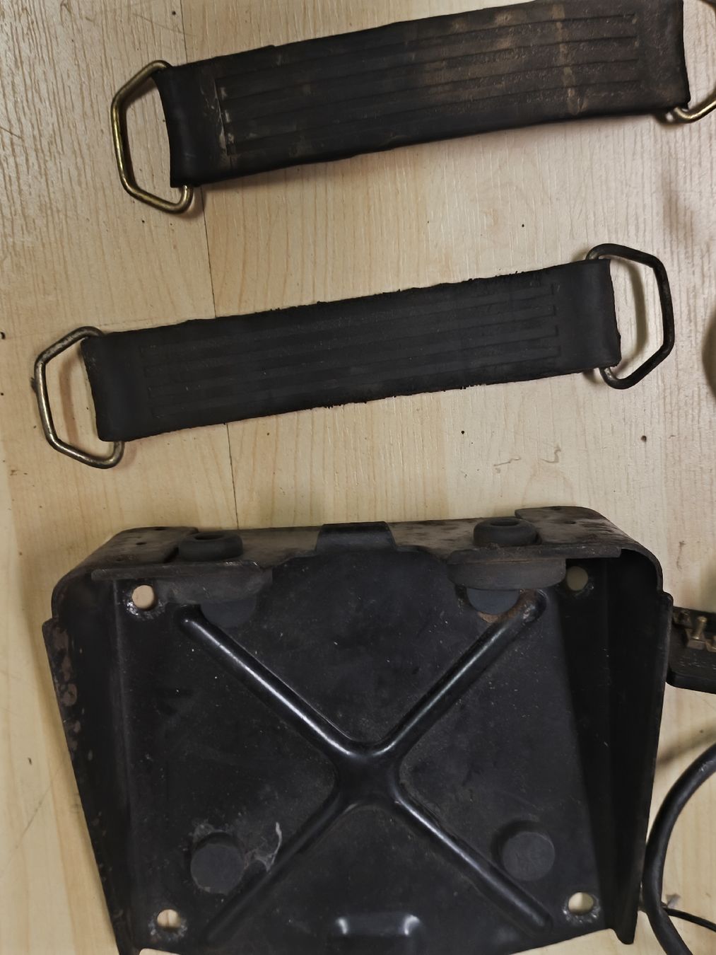 Vespa Tutti i ricambio per moto: Vespa PX125 div Elektrische Teile – Usato da Lausen venduto da Chaldrian 7