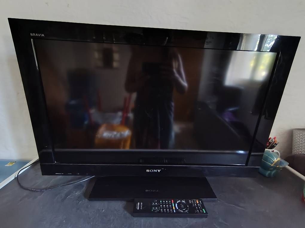 Televisori: Sony Bravia 32-Zoll / 80cm – Usato da Zwillikon venduto da Luigi2501