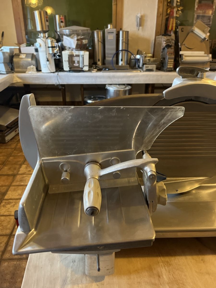 Berkel Elettrodomestici da cucina: Berkel 834 Aufschnitt Maschine – Usato da Dittingen venduto da Cervolino77 2