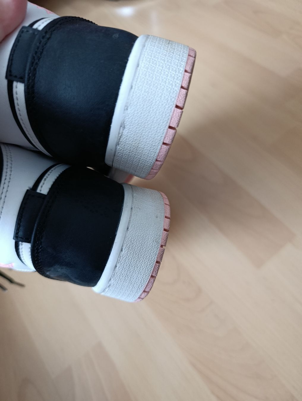 Jordan Herrenschuhe: Nike Air Jordan High Sneaker Gr. 38.5 – Gebraucht aus Bellach von TORA4 5