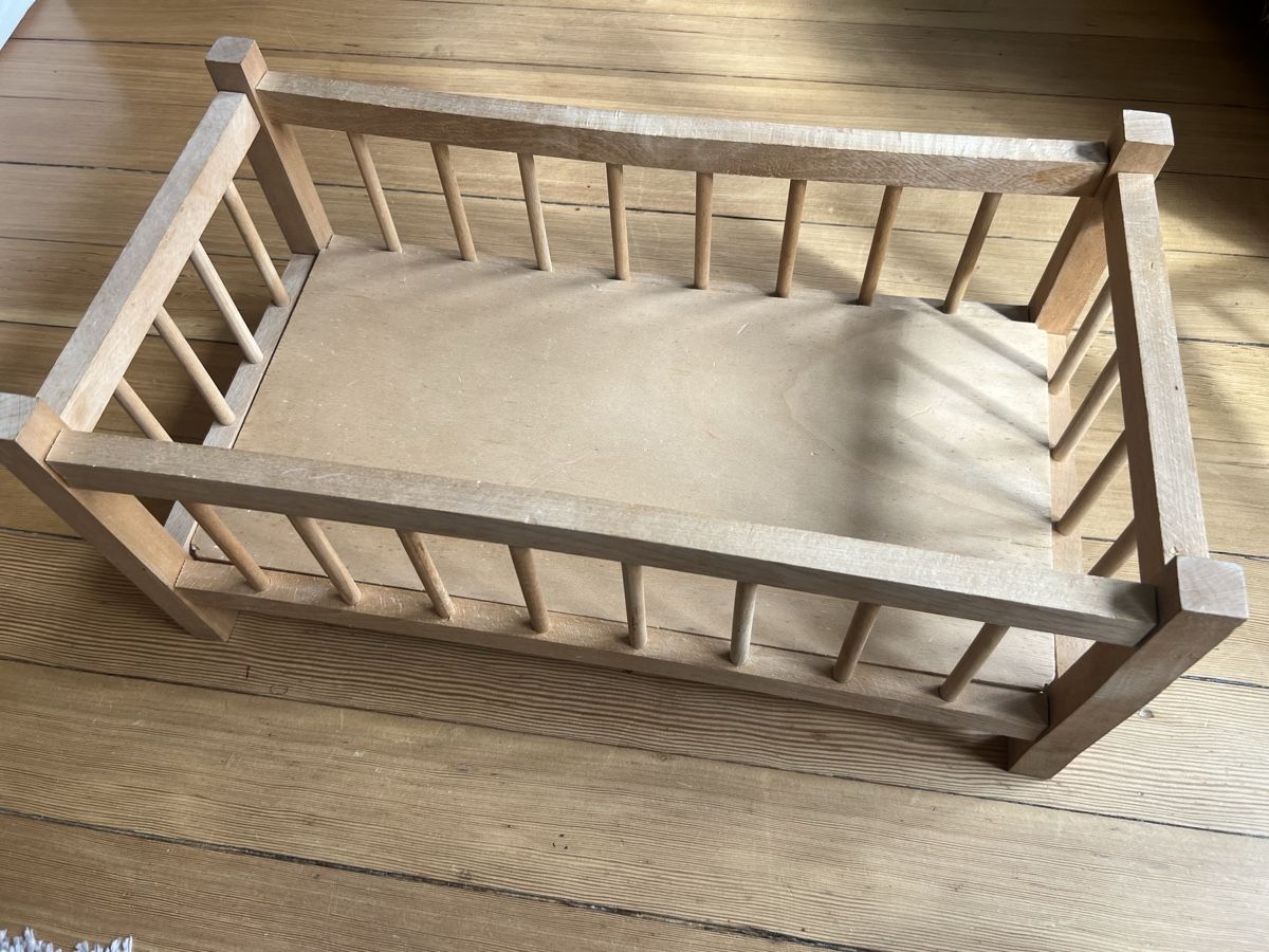 Giocattoli: Holz Puppenbett – Usato da Bern venduto da reisetina