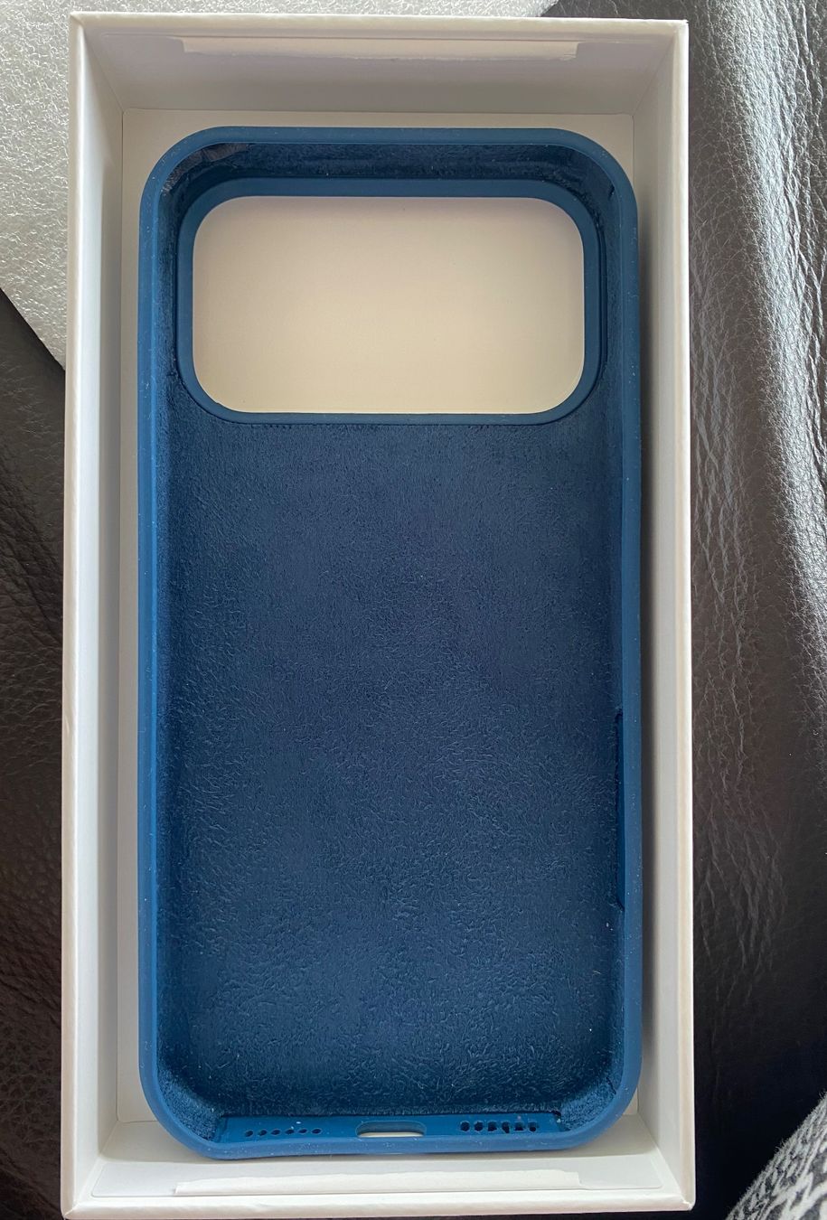 Coques & Protection écran: iPhone  pro max 17 Hülle Case Cover – Neuf (Voir description) à Dottikon par 6571 1