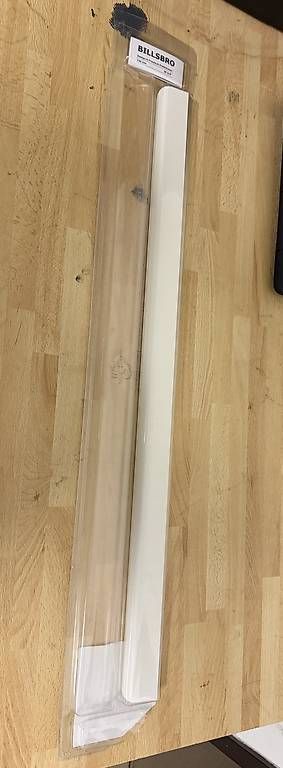 Ikea Supporti a parete: Ikea, BILLSBRO Griff, weiß, 720 mm – Usato da Uster venduto da vingapo