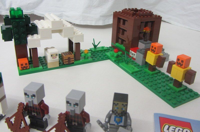 Lego Kit di costruzioni: LEGO Minecraft 21159 " The Pillager Outpost " – Usato da Kreuzlingen venduto da Han-Solo-68 3