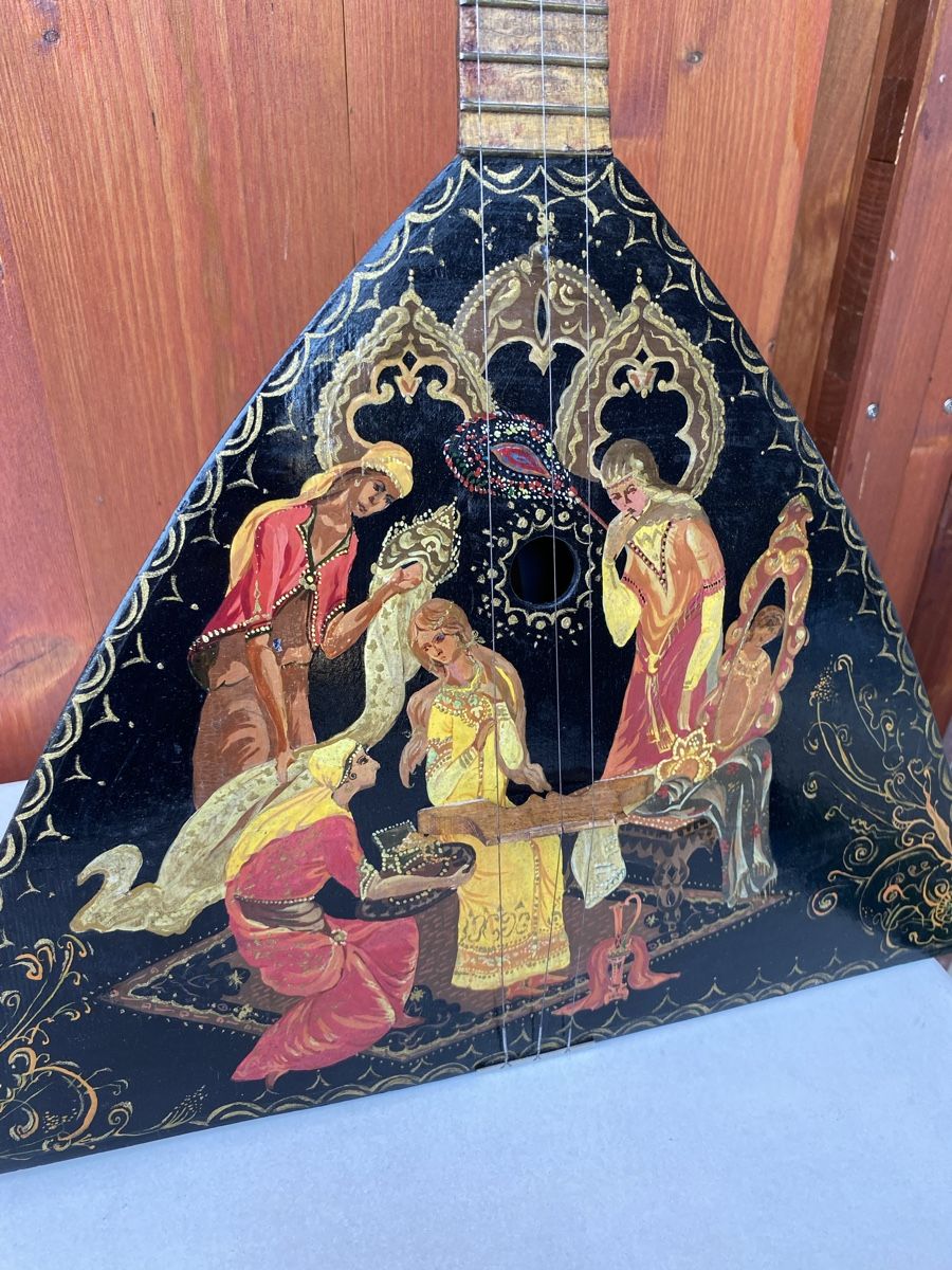 Strumenti musicali: Balalaika OP-52, bemalt – Usato da Glattbrugg venduto da Pischte.Brockenhaus 2
