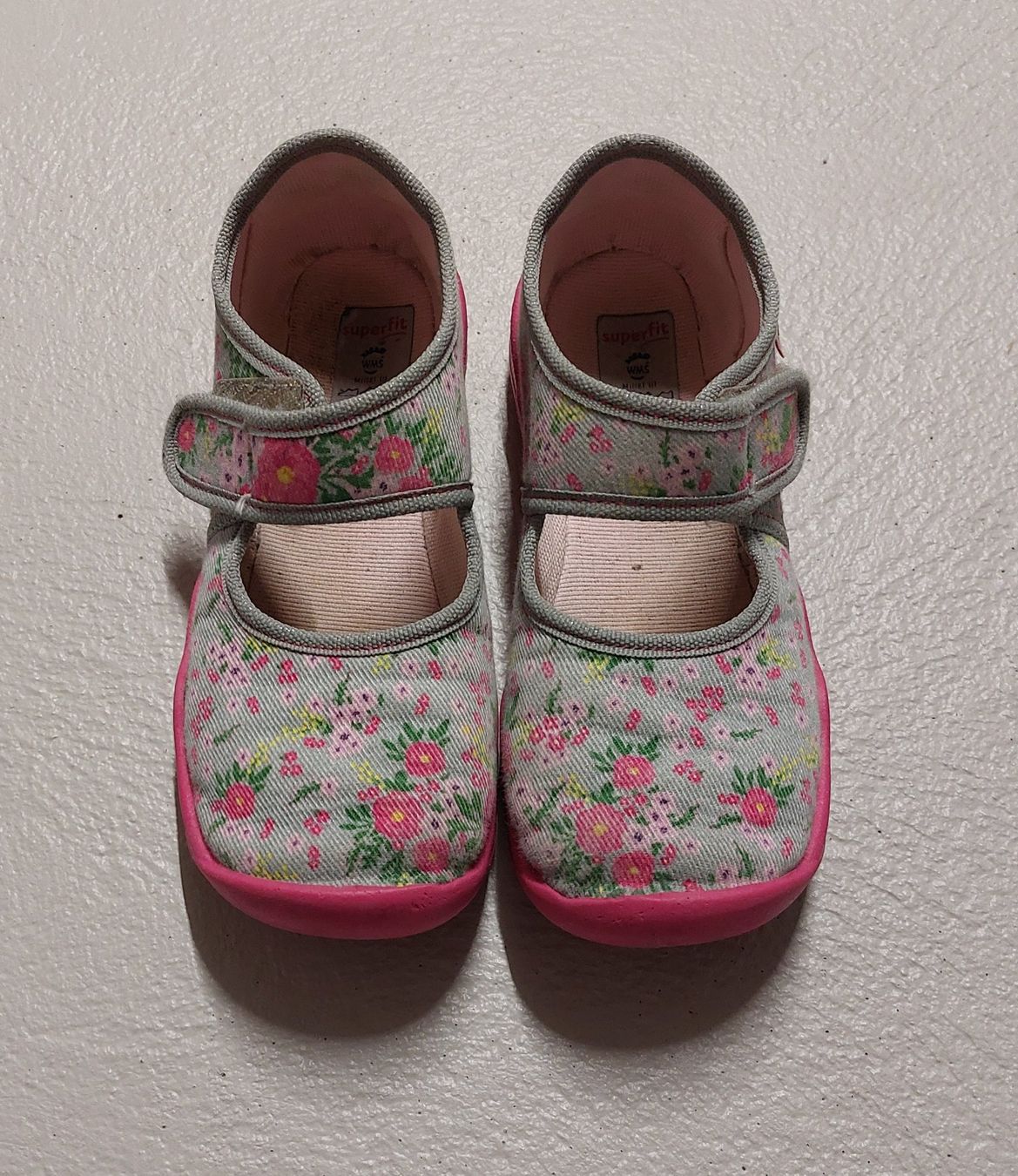 Superfit Scarpe per ragazze: Superfit Hausschuhe Grösse 29 – Usato da Hefenhofen venduto da mar_pm5k