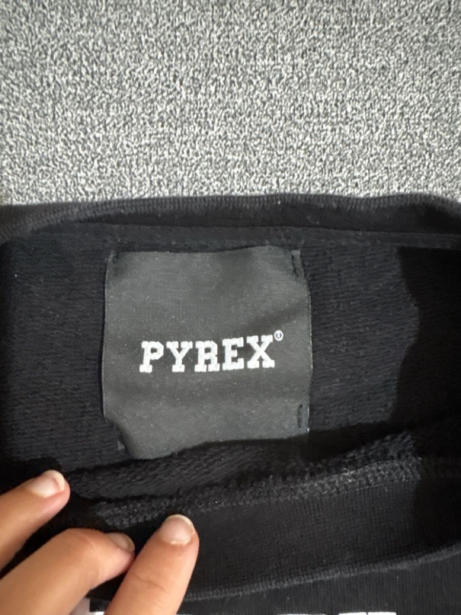 Pyrex Pulls & Sweat-shirts: Felpa Pyrex  – D'occasion à Giubiasco par ang_cy8x 1