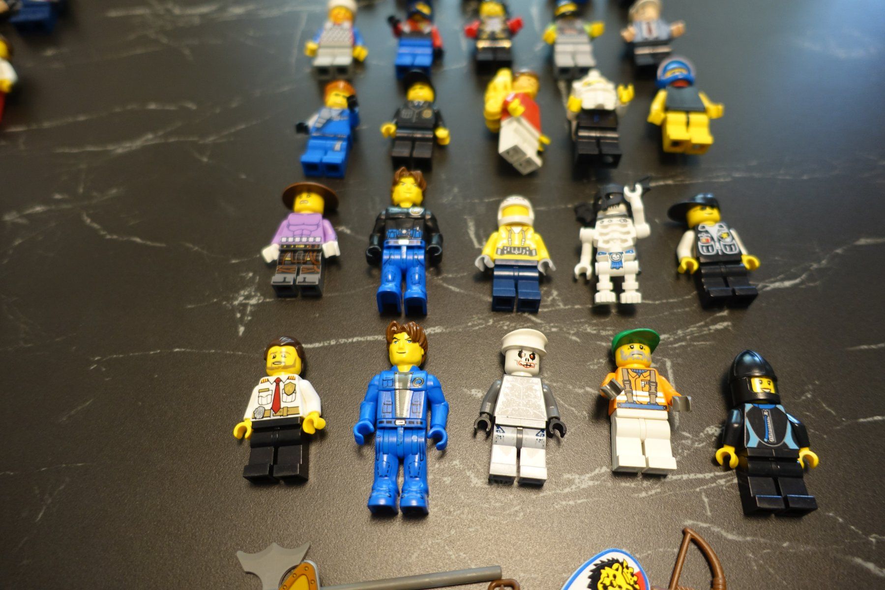Lego Giocattoli: 25 Stk Legofiguren (3) – Usato da Belp venduto da Mazarron58 2